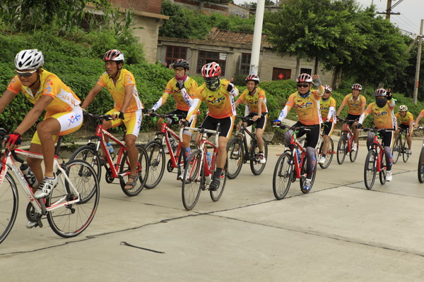 低碳行动 骑行中国