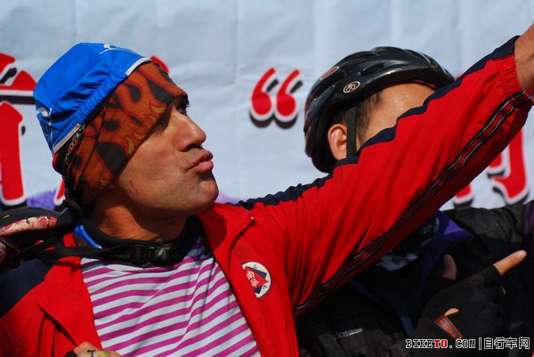 虽然没拿奖,不忘弯弓射大雕