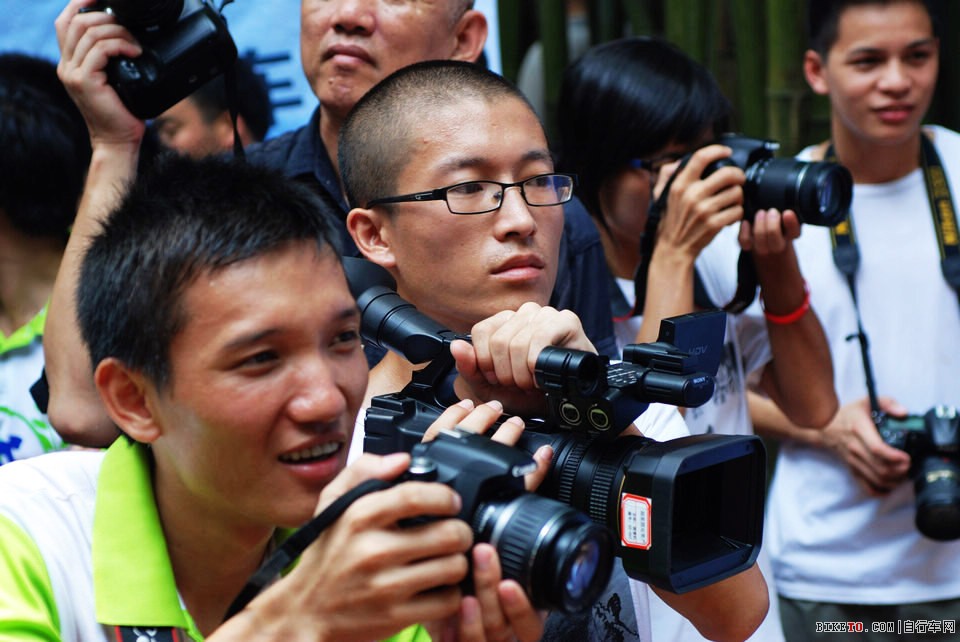GZC广州自行车俱乐部五周年庆吸引近千名车