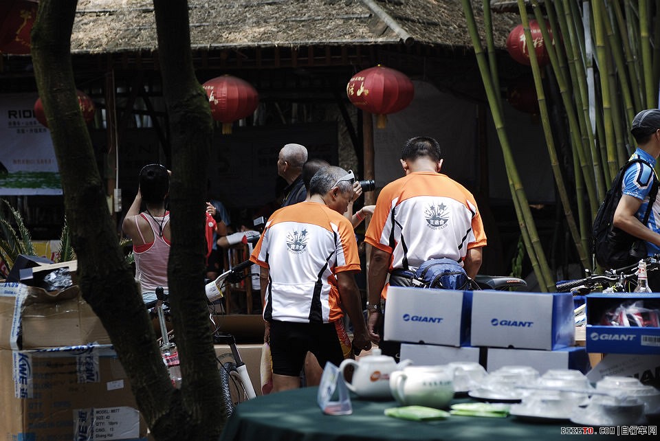 GZC广州自行车俱乐部五周年庆吸引近千名车