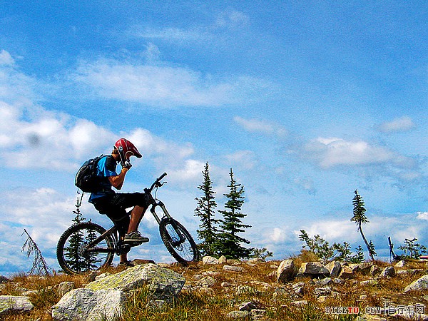 这不仅仅是十首歌,是骑行的生活