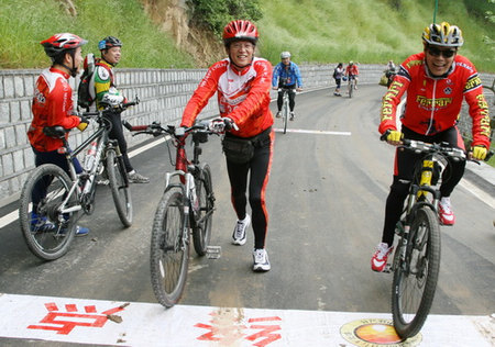萧山自行车迷骑