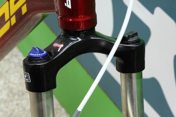 美利达龙腾自行车