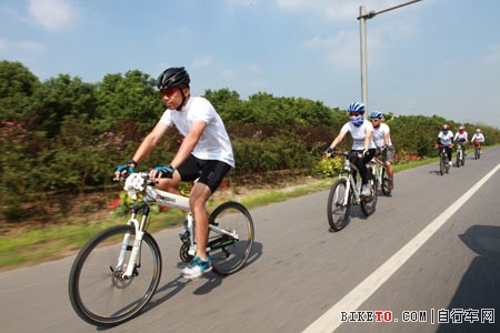 ��Ա����������