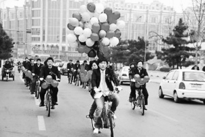 ���г����й�����"�粽����" ý�������Ƴ��л���