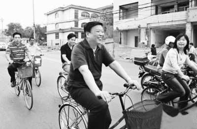 ���г����й�����"�粽����" ý�������Ƴ��л���