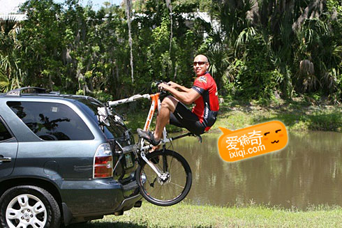 将自行车用吸盘吸在车上——SeaSucker吸盘式自行车架 SeaSucker吸盘式自行车架