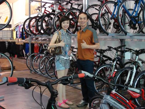 深圳嘉年华拜访斯贝特商贸