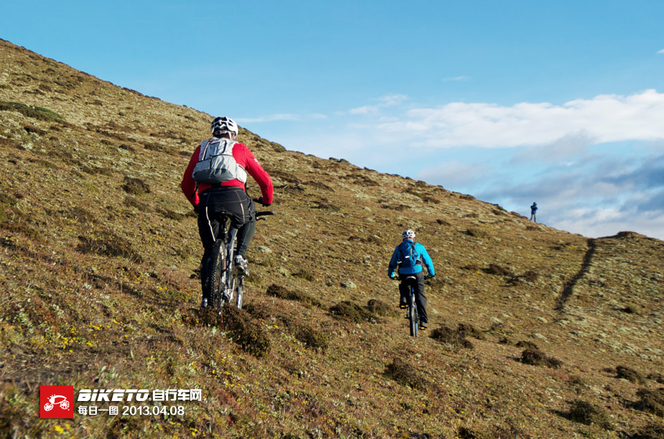轻骑山野,行者无疆 轻骑山野,行者无疆