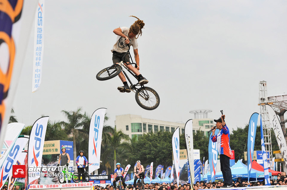 ��ÿ��һͼ���������г�ʮǿ��