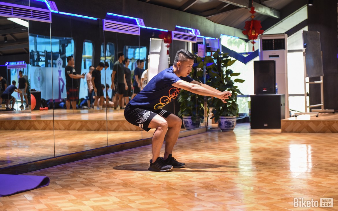 健身动作 健身动作