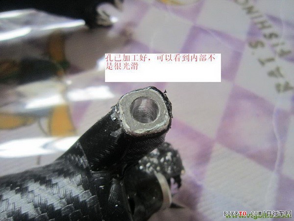 A柱碟刹前叉滑丝修补法