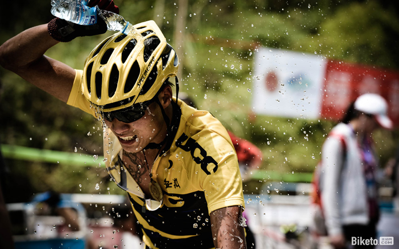 高温下如何进行自行车训练 高温下如何进行自行车训练