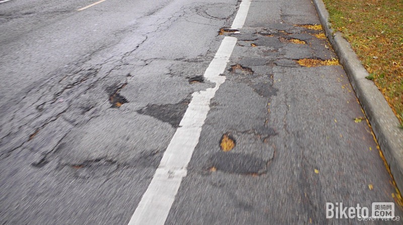 坑洼障碍 坑洼障碍