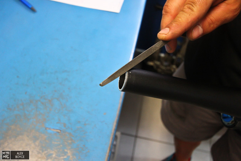 自己动手丰衣足食 山地前叉截管教程 自己动手丰衣足食 山地前叉截管教程