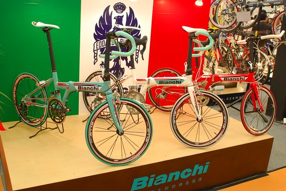 �Ȱ���BIANCHIչ��