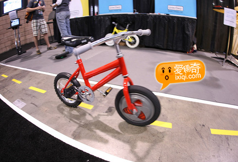 超强:推不倒的自行车 超强:推不倒的自行车
