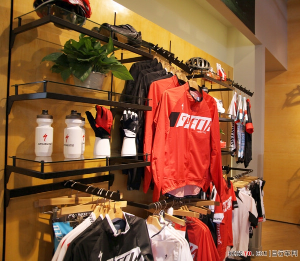 武汉Specialized概念店开业,武汉闪电概念店,武汉闪电自行车
