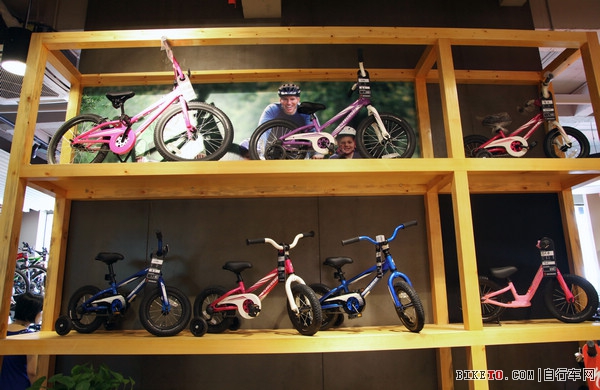 武汉Specialized概念店开业,武汉闪电概念店,武汉闪电自行车