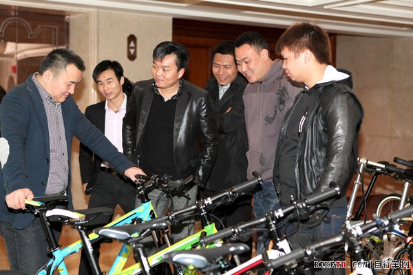 2014��·�˿ͻ����,��·�����г�,��·�����