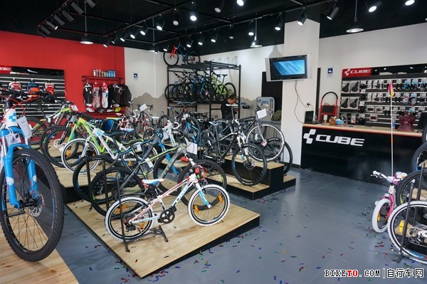 CUBE����ͨ�ݵ꿪ҵ