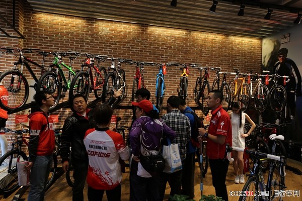 SPECIALIZED������꿪ҵ �ٰ족�����ж����