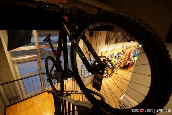 SPECIALIZED������꿪ҵ �ٰ족�����ж���