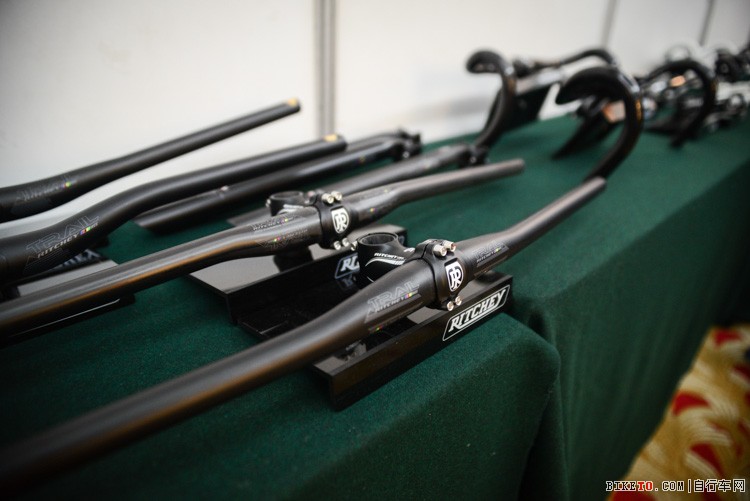 Bike Month�й�������,���г�Ʒ��Ѳչ