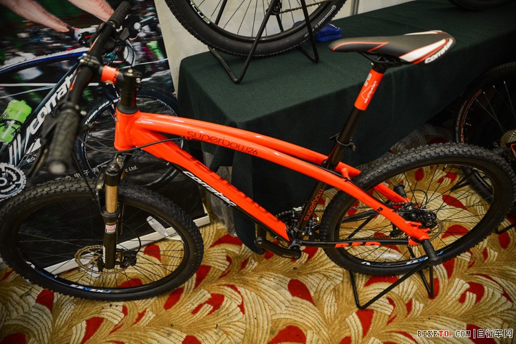 Bike Month�й�������,���г�Ʒ��Ѳչ