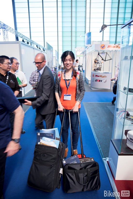 �й����г���ҵȨ�����ŷ��չ�׷�4