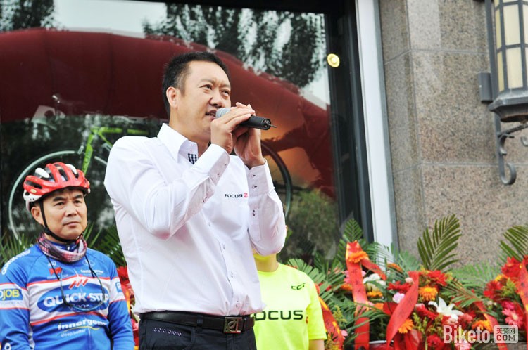 FOCUS���г������콢��¡�ؿ�ҵ