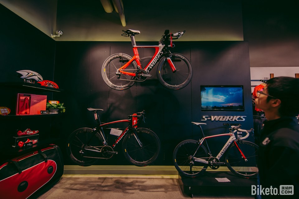 SPECIALIZED浦东车店-店内豪车 SPECIALIZED浦东车店-店内豪车