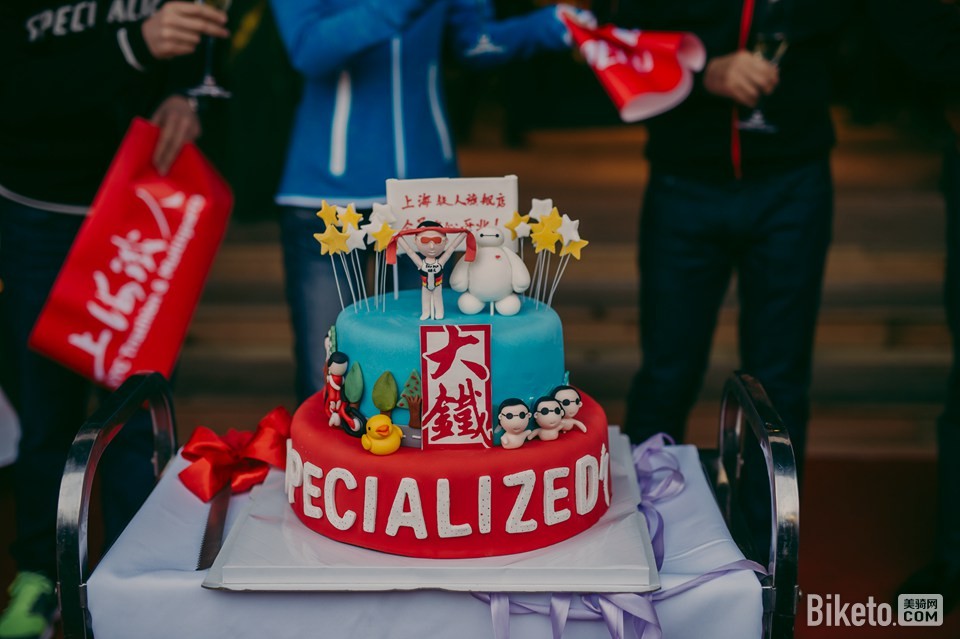 SPECIALIZED浦东车店开业-造型蛋糕 SPECIALIZED浦东车店开业-造型蛋糕