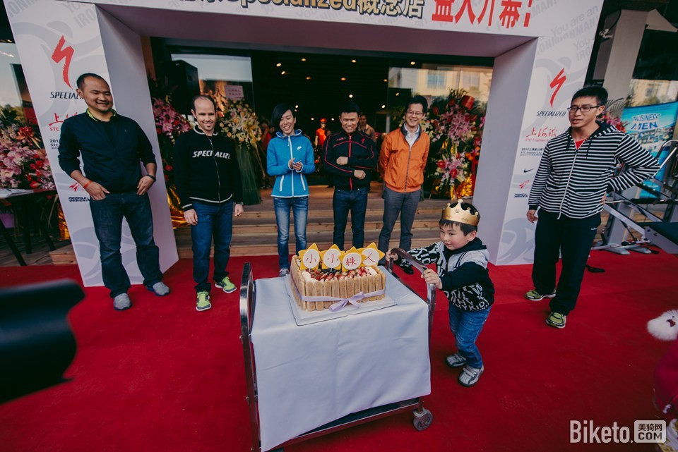 SPECIALIZED浦东车店开业-小铁人生日 SPECIALIZED浦东车店开业-小铁人生日