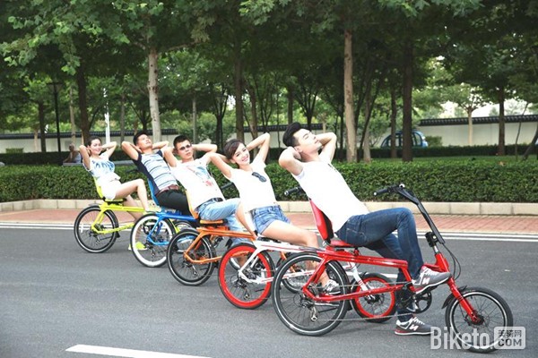 30迈团队.jpg 30迈团队.jpg