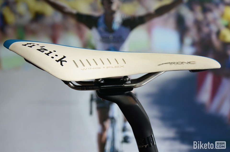 2016����µ�Fi��zi:k Concept̼��ά���ܺ�WING FLEX����