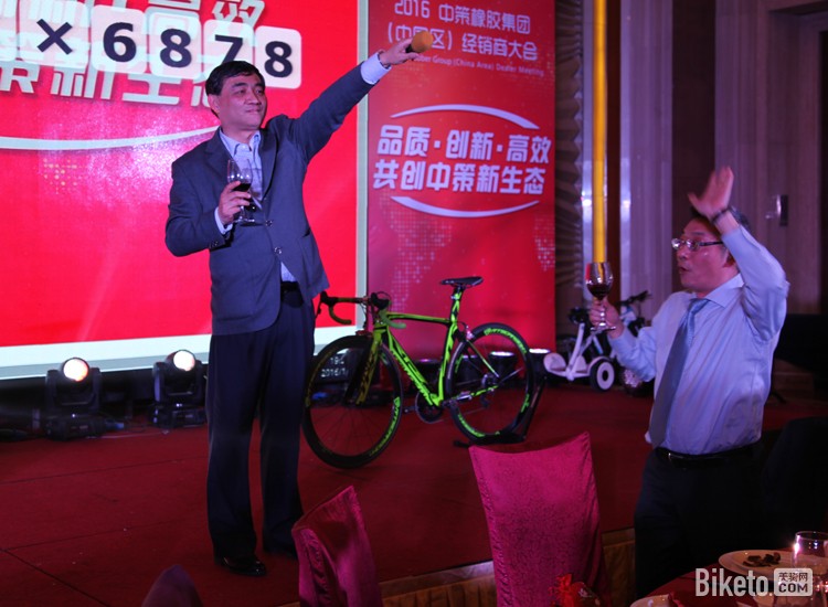 2016�в��𽺾����̴��