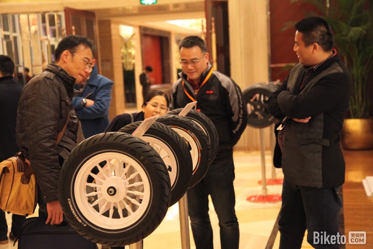 2016�в��𽺾����̴��