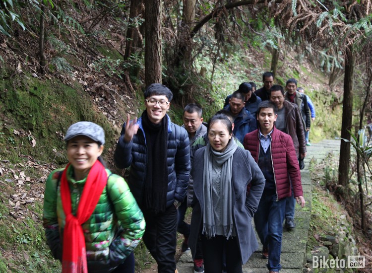 2016�в��𽺾����̴��