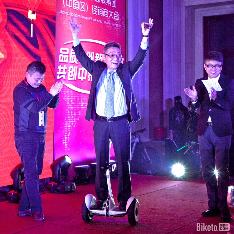 2016�в��𽺾����̴��