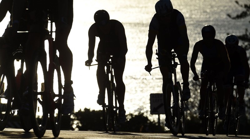 ���С������������˶��ȳ������ҽ����ս