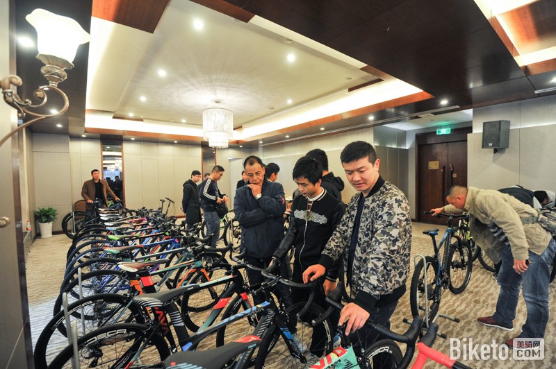 AVA2017春季新品西北区发布会 AVA2017春季新品西北区发布会