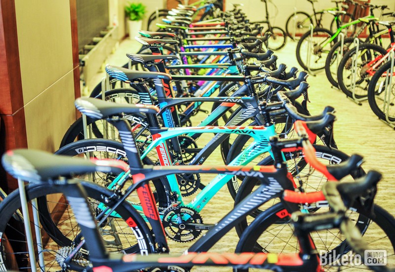 AVA2017春季新品西北区发布会 AVA2017春季新品西北区发布会