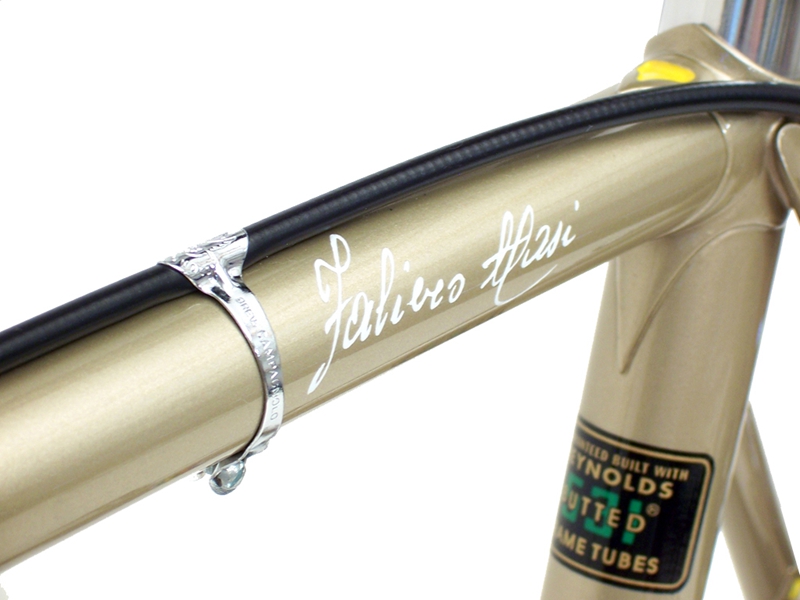 1972年,印有Faliero Masi签名的车架.jpg 1972年,印有Faliero Masi签名的车架.jpg