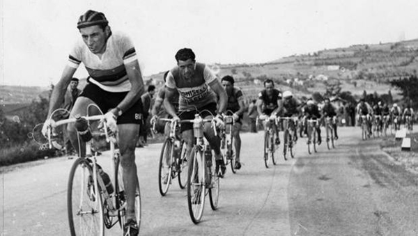 领头的是Fausto Coppi.jpg 领头的是Fausto Coppi.jpg