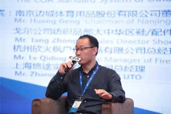 汤钟波先生 汤钟波先生