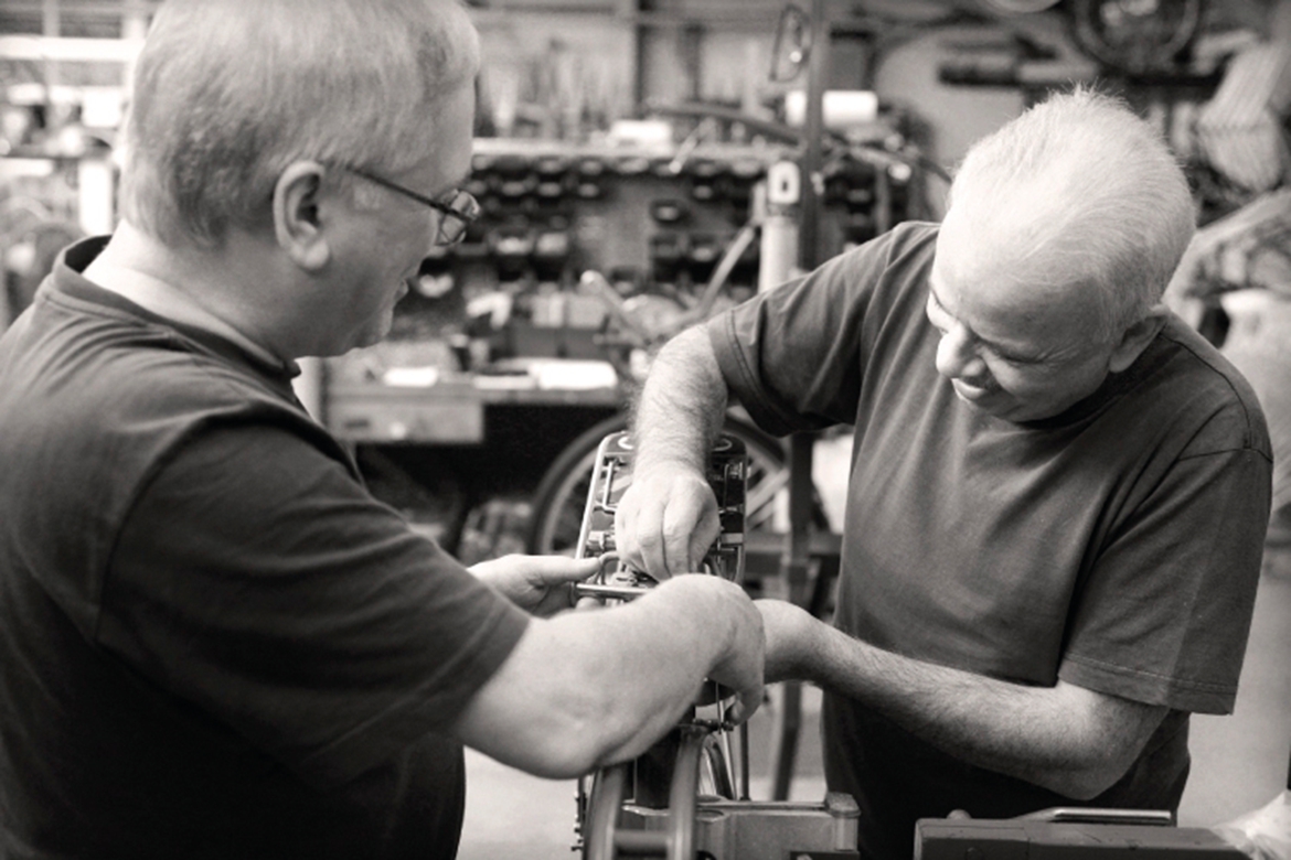 pashley-gallery-images-factory-landscape-14-copy870x1200.jpg pashley-gallery-images-factory-landscape-14-copy870x1200.jpg