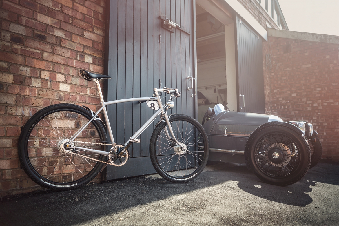 Pashley Morgan 8 - with Morgan Car.jpg Pashley Morgan 8 - with Morgan Car.jpg