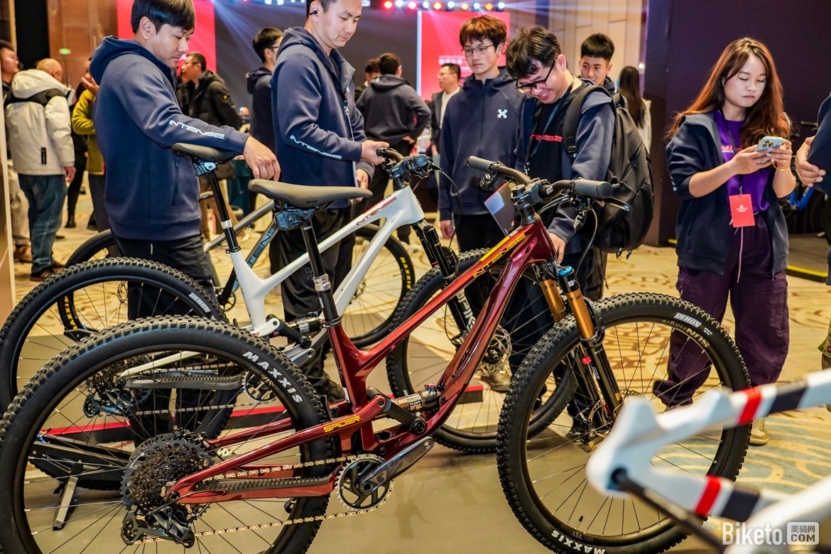 ����ʦ��INTENSE����ս�Ժ���