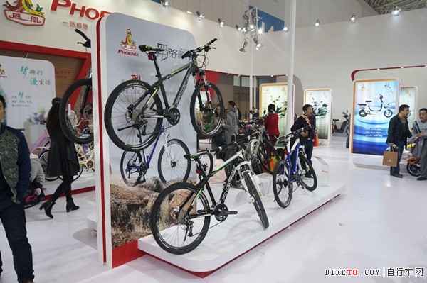 第14届天津车展,凤凰继续演绎传奇和精彩 第14届天津车展,凤凰继续演绎传奇和精彩